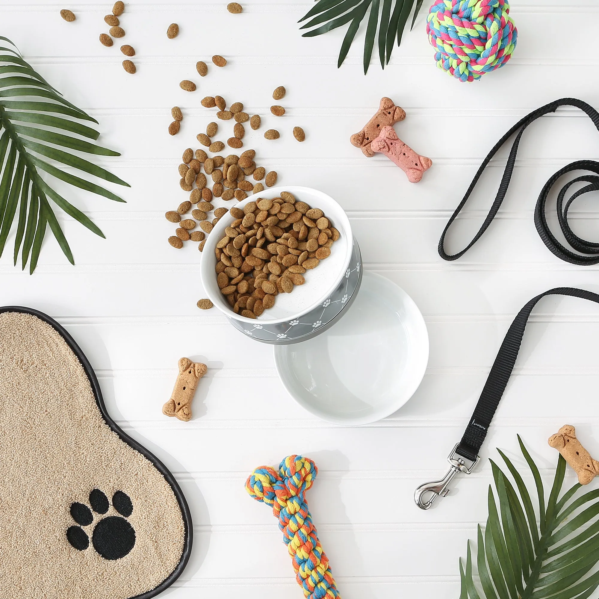 Gray Trellis Paw Print Pet Bowl Set/2, Medium - 1.5 C. Capacity