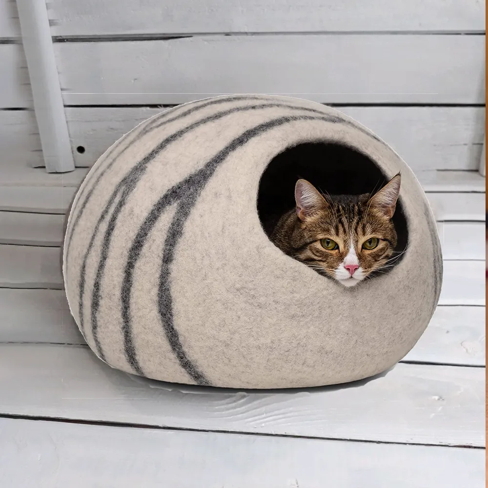 Premium Felt Cave Bed for Indoor Cats